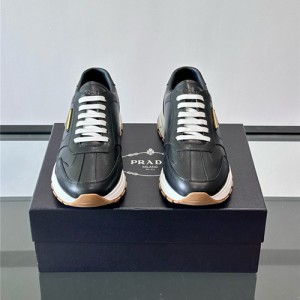 프라다 남성용 스니커즈 P98021-1 2025/신상