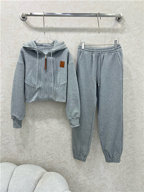 로에베 후드 트레이닝 세트 L44207 2025/신상