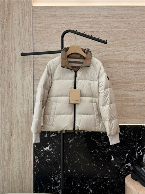 버버리 양면 패딩 자켓 B36705 2025/신상