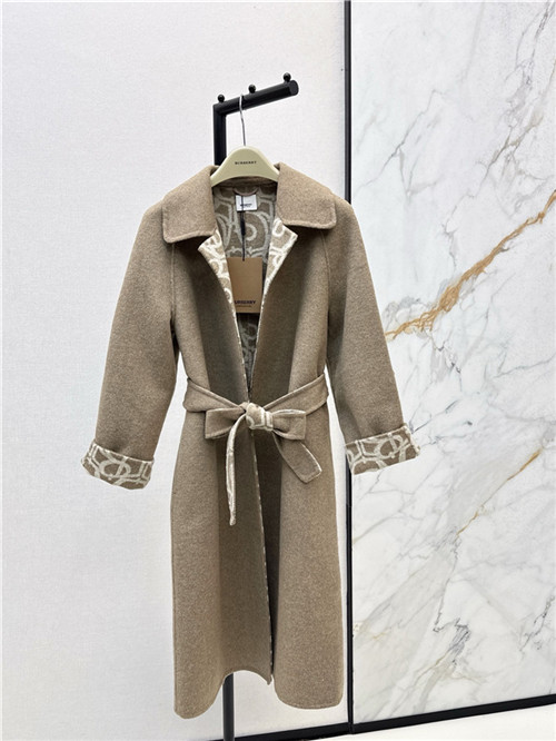 버버리 캐시미어 코트 B68802 2025/신상