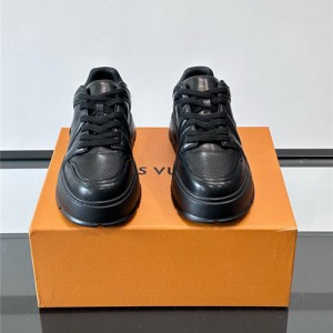 루이비통 남성용 스니커즈 L42874-1 2025/신상