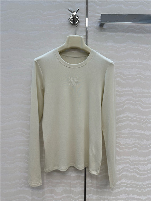 로에베 긴팔 티셔츠 L72107 2025/신상