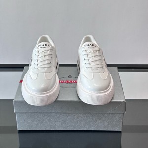 프라다 남성용 스니커즈 P26369-1 2025/신상