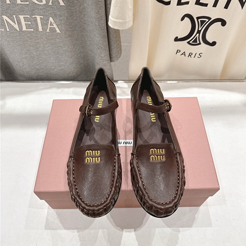 미우미우 여성용 단화 M84263-2 2025/신상
