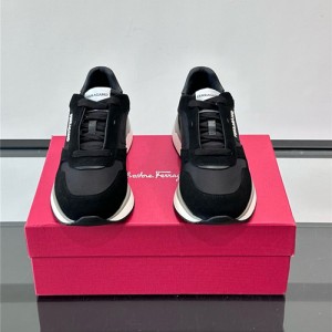 페레가모 남성용 스니커즈 F98946-2 2025/신상