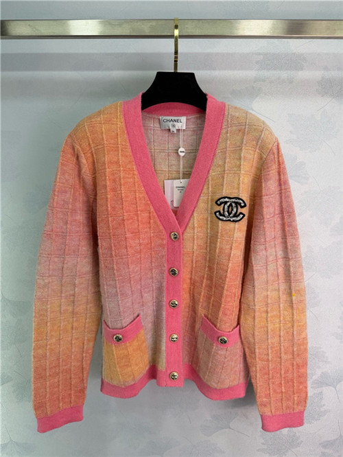 샤넬 긴팔 가디건 C72700 2025/신상