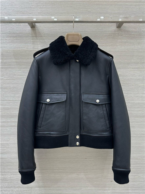 생로랑 양가죽 자켓 Y81150 2025/신상