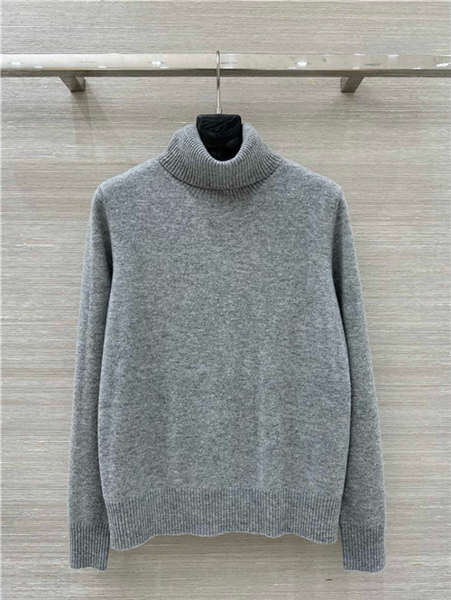 로로피아나 긴팔 니트 목플라 L63253 2025/신상