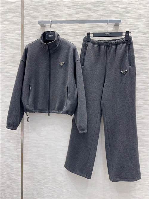 프라다 트레이닝 세트 P84705 2025/신상