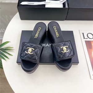 샤넬 여성용 슬리퍼 C82168 2025/신상