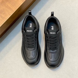 프라다 남성용 스니커즈 P44226-2 2025/신상