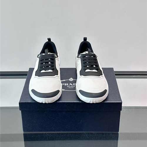 프라다 남성용 스니커즈 P46236-2 2025/신상