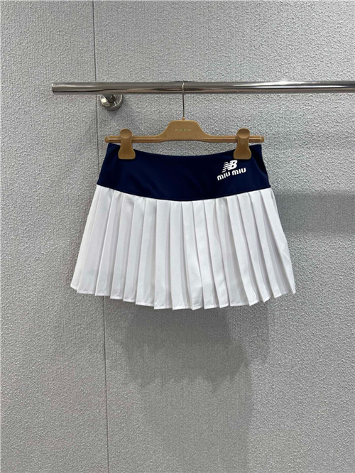 미우미우 스커트 M32208 2026/신상
