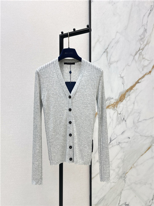 루이비통 긴팔 가디건 L23302 2026/신상