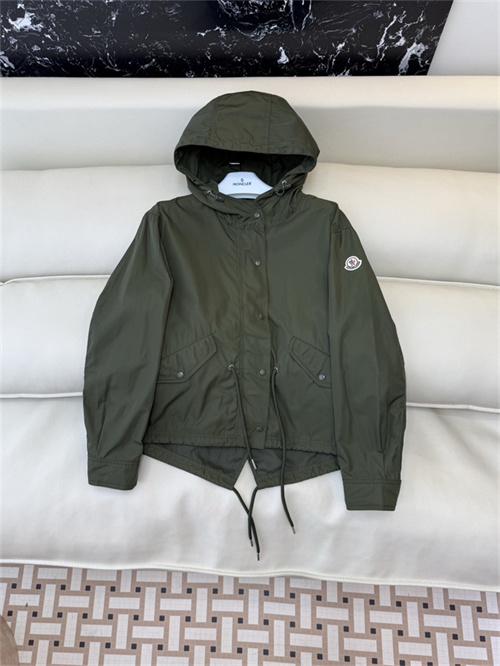 몽클레어 바람막이 후드 자켓 M35709 2026/신상