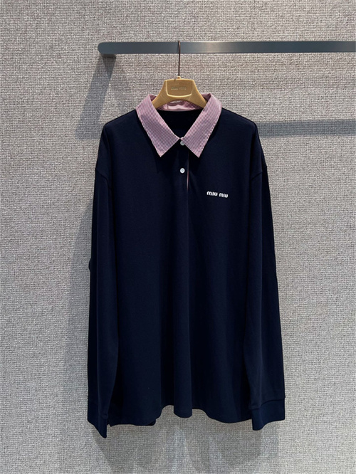 미우미우 긴팔 폴로 티셔츠 M52106 2026/신상