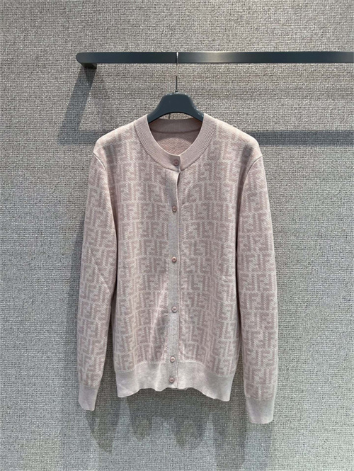 펜디 긴팔 가디건 F73604 2026/신상