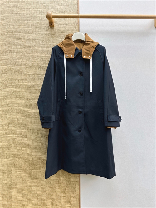 미우미우 후드 바람막이 코트 M44405 2026/신상