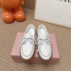 미우미우 여성용 로퍼 M72932-2 2026/신상