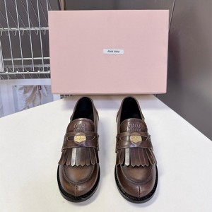 미우미우 여성용 로퍼 M75933-2 2026/신상